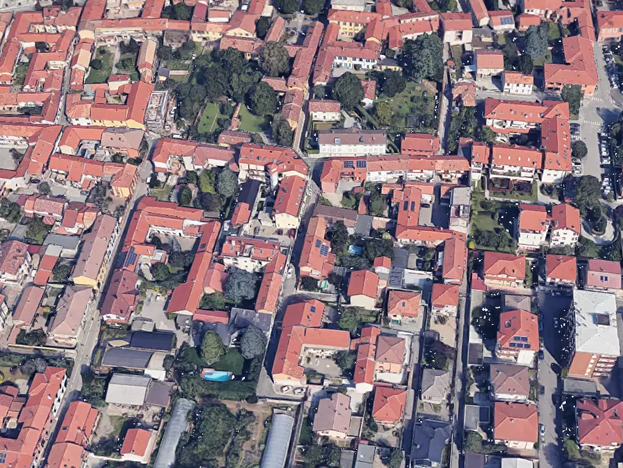 Immagine 7 di Garage in vendita  in Via Dante Alighieri a Arluno