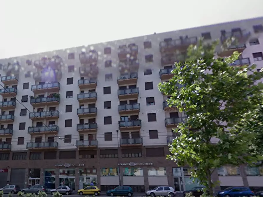 Immagine 2 di Appartamento in vendita  in Via Carlo Troya a Milano