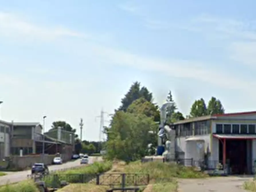 Immagine 5 di Laboratorio in vendita  in Via Monte Ortigara a Bareggio