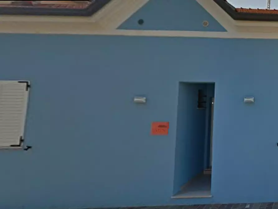 Immagine 3 di Porzione di casa in vendita  in via Porto Palos a Rimini