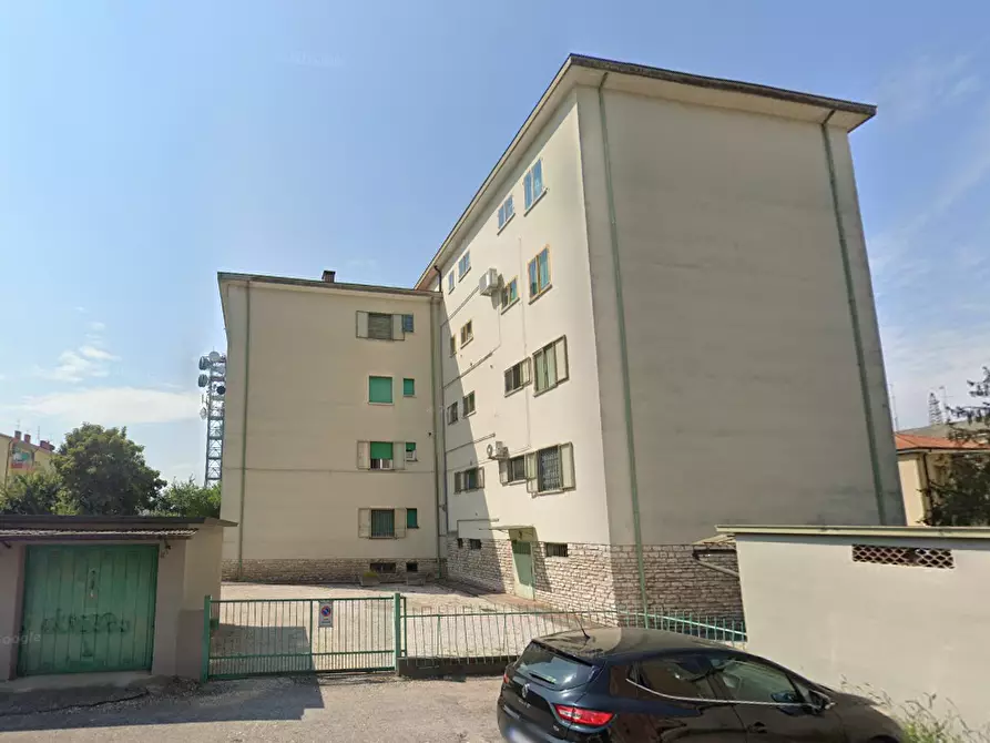 Immagine 8 di Appartamento in vendita  in Via Girolamo Zugliano a Vicenza