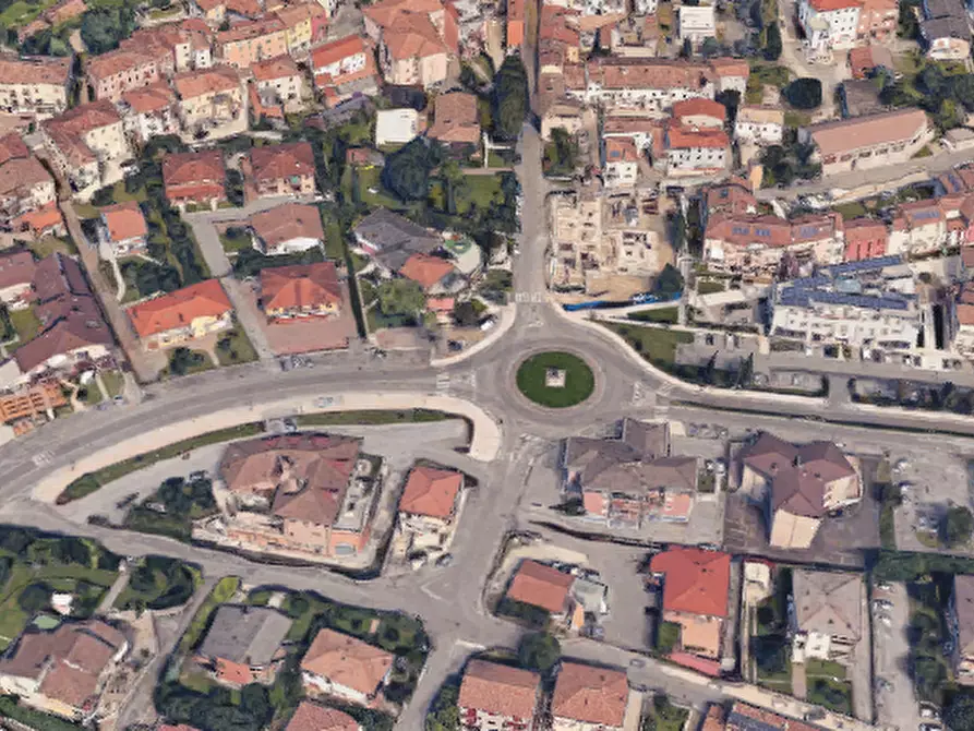 Immagine 10 di Appartamento in vendita  in Via Matteotti a Sant'ambrogio Di Valpolicella