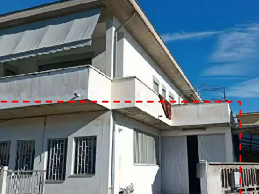 Immagine 7 di Laboratorio in vendita  in Via Odorico da Pordenone  a Vicenza