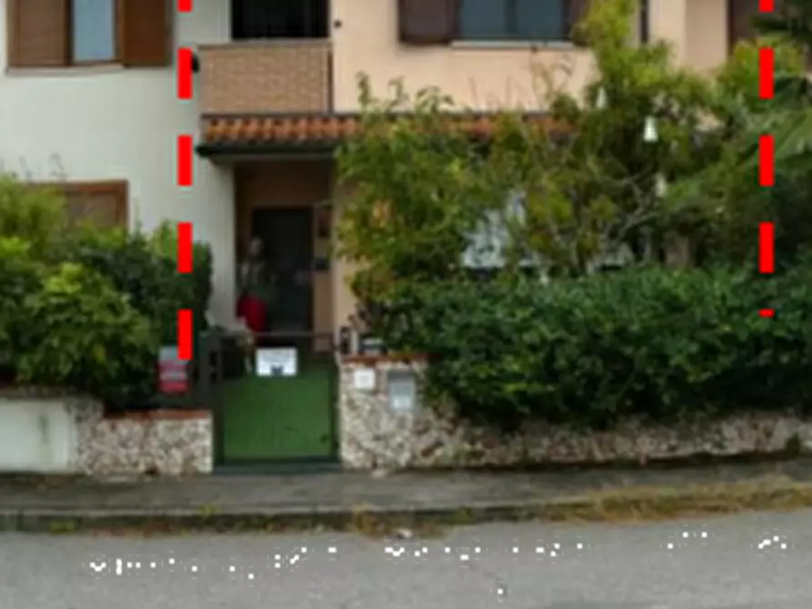 Immagine 2 di Villetta a schiera in vendita  in Via Villaggio Marianna Cita a Montecchio Precalcino