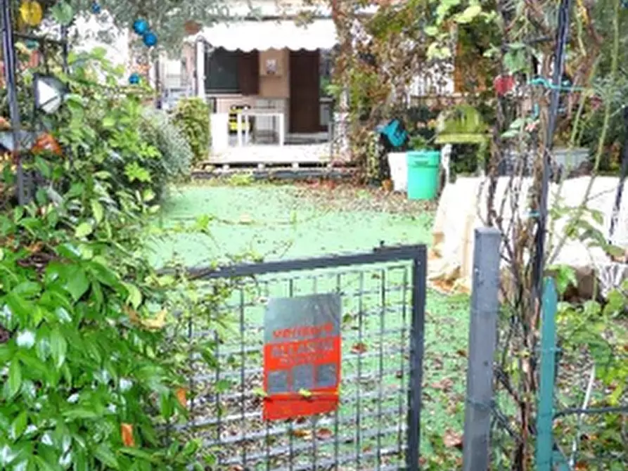 Immagine 15 di Villetta a schiera in vendita  in Via Villaggio Marianna Cita a Montecchio Precalcino