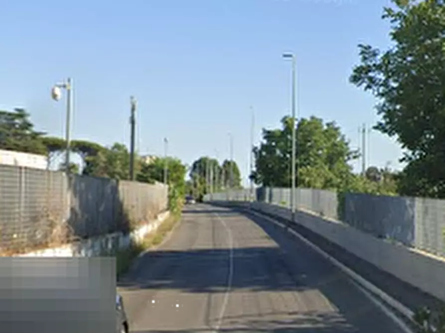 Immagine 4 di Appartamento in vendita  in Via Cortona a Roma