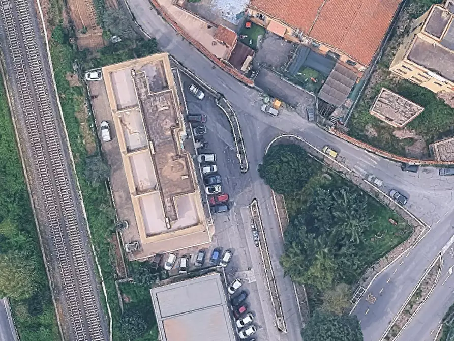 Immagine 13 di Appartamento in vendita  in Via Cortona a Roma