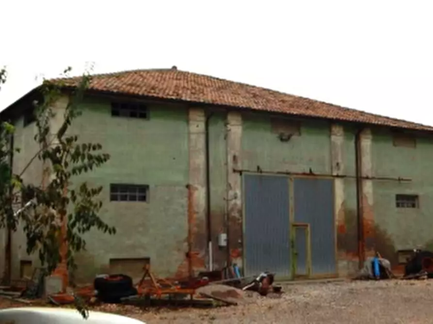 Immagine 4 di Magazzino in vendita  in Via San Marco a Copparo