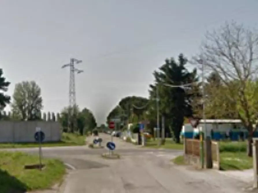 Immagine 14 di Laboratorio in vendita  in Via del Lavoro a Copparo