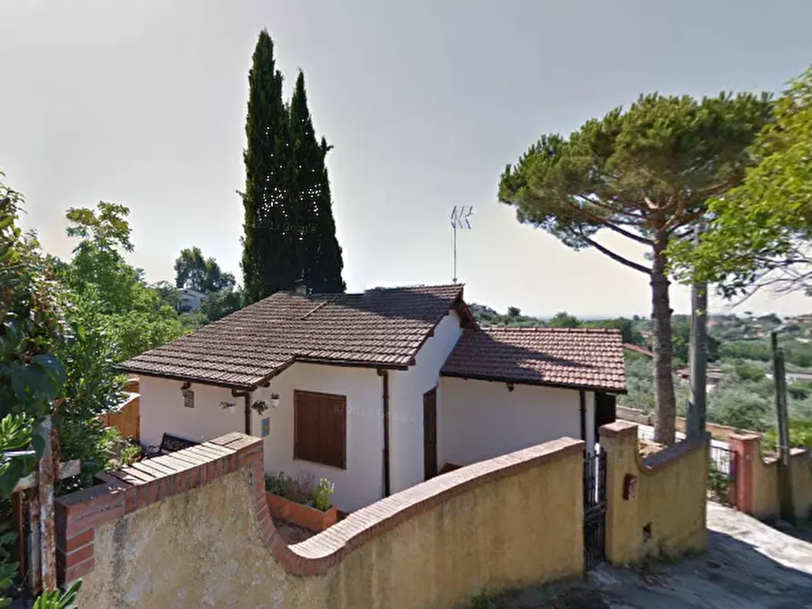 Immagine 13 di Villa in vendita  in Via Redina Pennacchi a Velletri