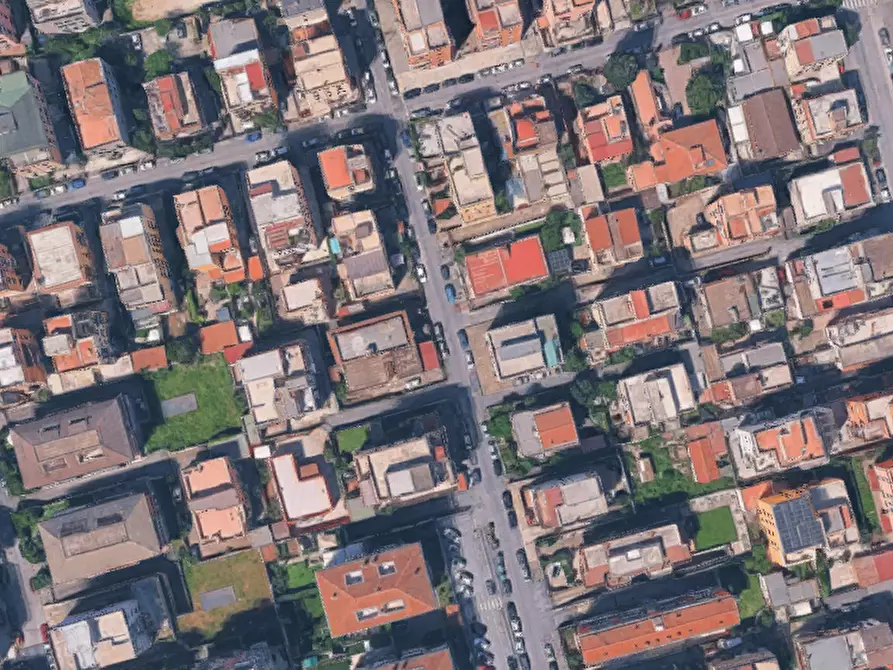 Immagine 5 di Appartamento in vendita  in Via dei Fiori a Roma