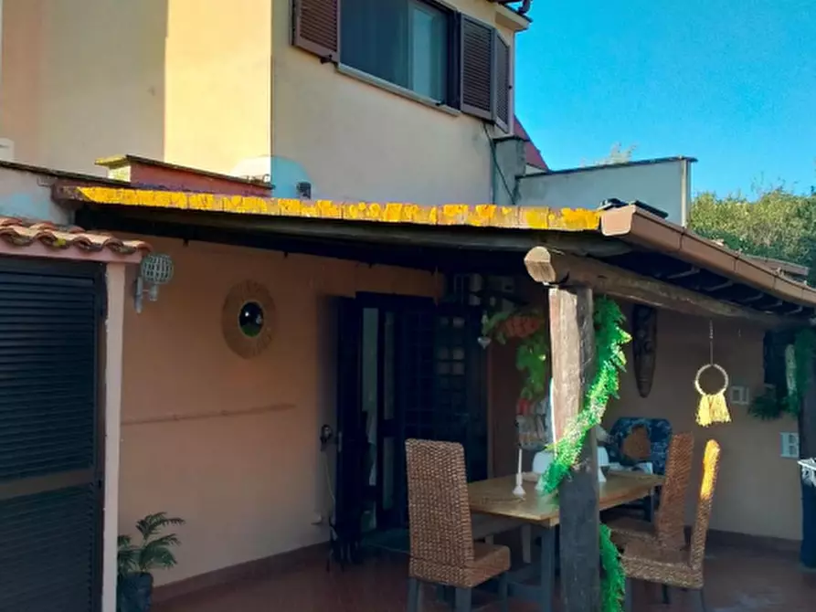 Immagine 2 di Appartamento in vendita  in Via Teverone a Ardea