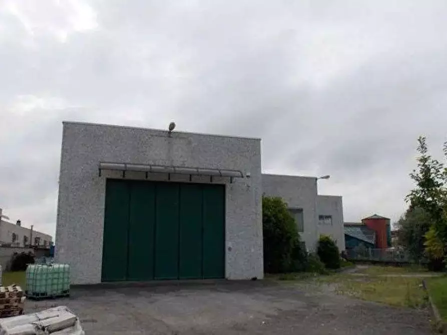 Immagine 1 di Capannone industriale in vendita  in Via Ada Negri a Cavenago D'adda