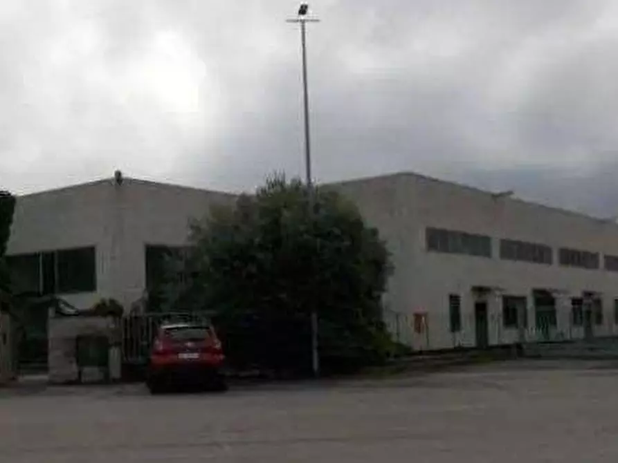 Immagine 2 di Capannone industriale in vendita  in Via Ada Negri a Cavenago D'adda