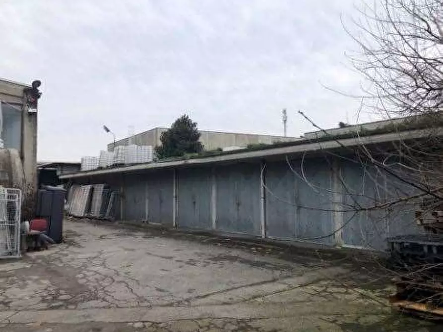 Immagine 7 di Capannone industriale in vendita  in via Risorgimento a Senago