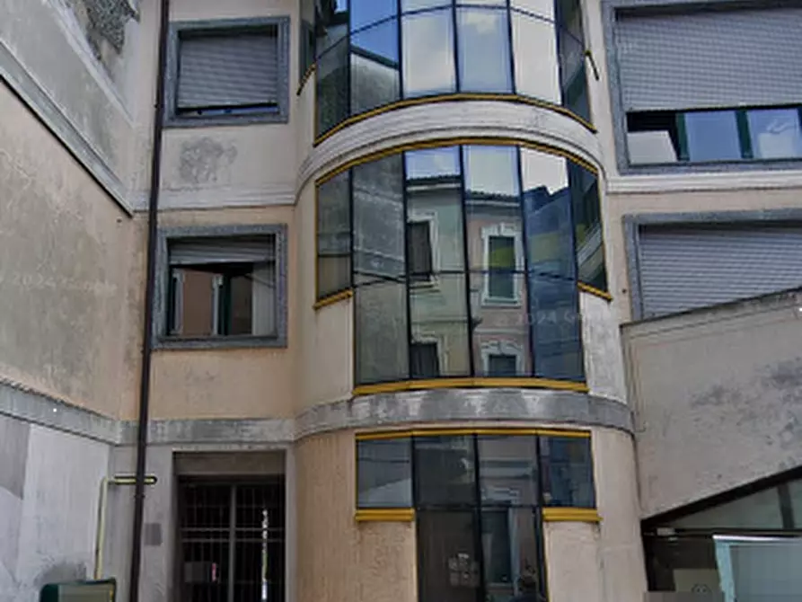 Immagine 5 di Appartamento in vendita  in  Via Camillo Benso Conte di Cavour a Cesano Maderno