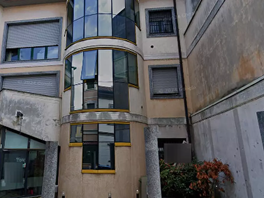 Immagine 6 di Appartamento in vendita  in  Via Camillo Benso Conte di Cavour a Cesano Maderno