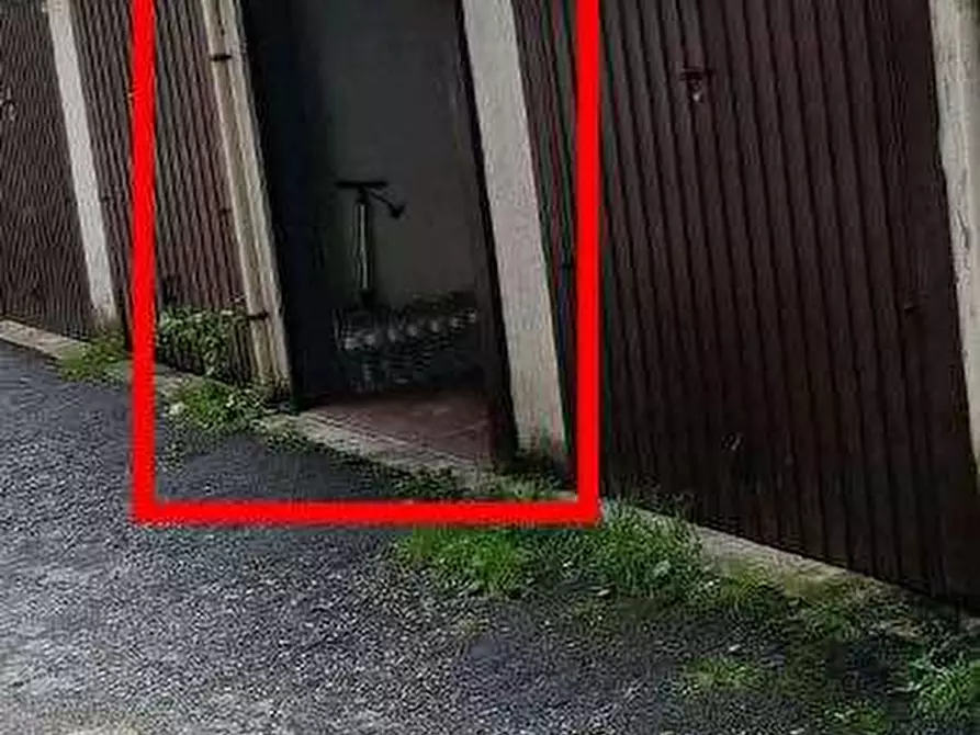 Immagine 2 di Appartamento in vendita  in Piazza San Pietro a Solaro