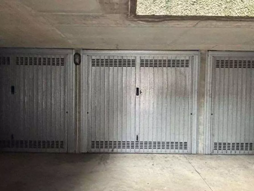 Immagine 6 di Appartamento in vendita  in Via Giuseppe Mercalli a Cesano Maderno