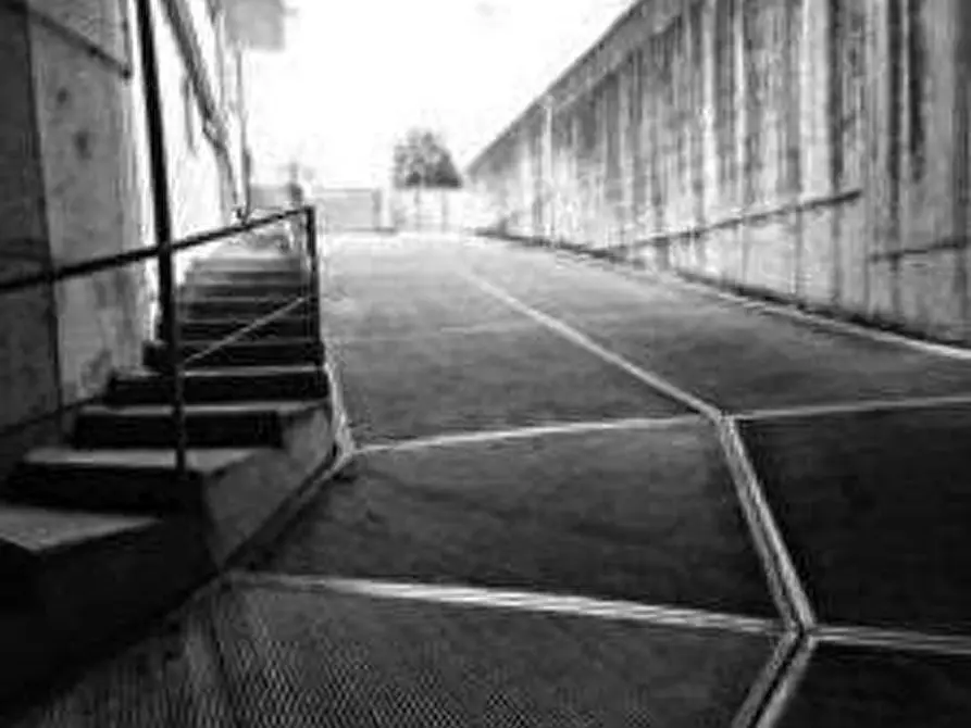 Immagine 7 di Garage in vendita  in Via Dante Alighieri a Brugherio