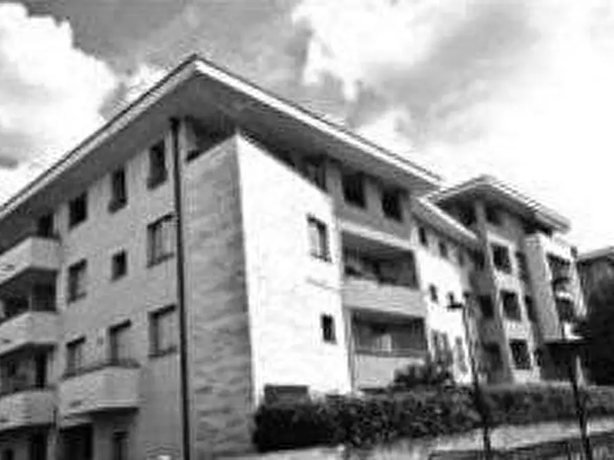 Immagine 3 di Garage in vendita  in Via Dante Alighieri a Brugherio