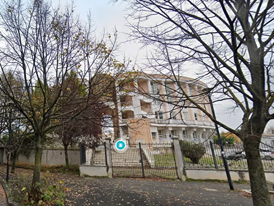 Immagine 7 di Ufficio in vendita  in Via Filippo Turati a Velletri