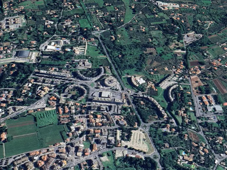 Immagine 15 di Stabile in vendita  in Via Filippo Turati a Velletri