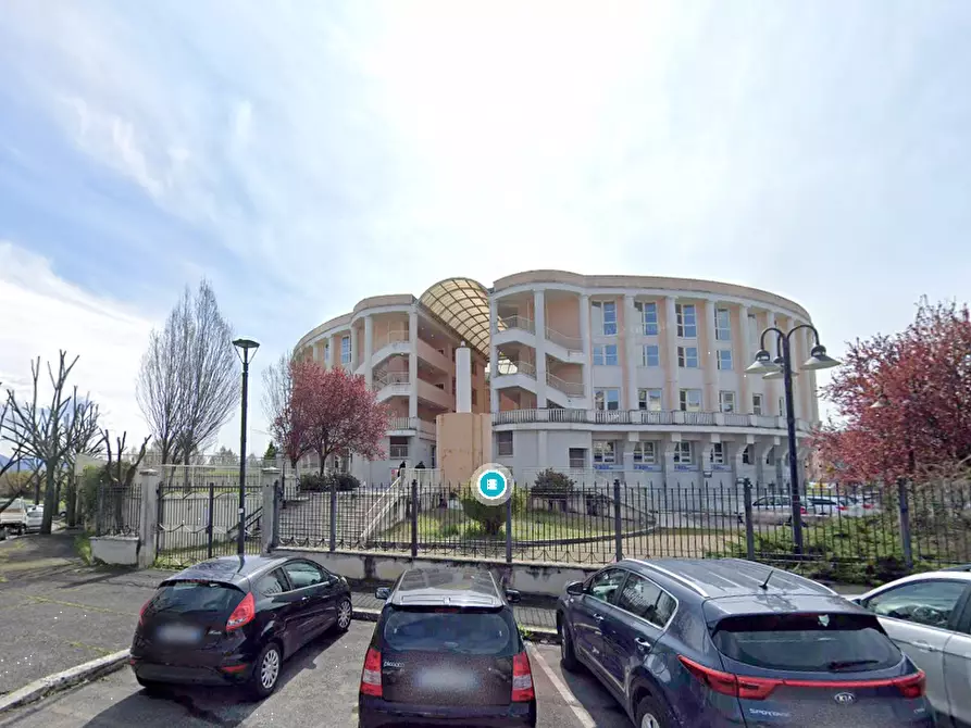 Immagine 8 di Stabile in vendita  in Via Filippo Turati a Velletri