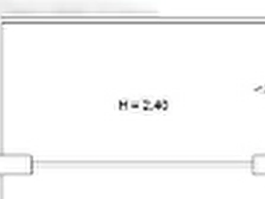 Immagine 8 di Garage in vendita  in Via Feronia a Roma