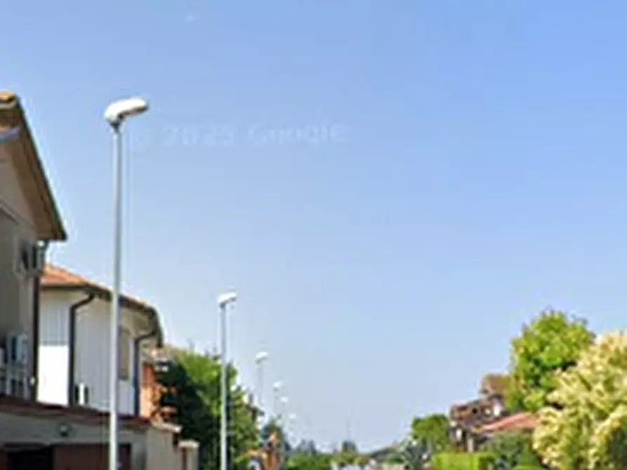 Immagine 11 di Villa in vendita  in Via Sandro Pertini a Migliaro