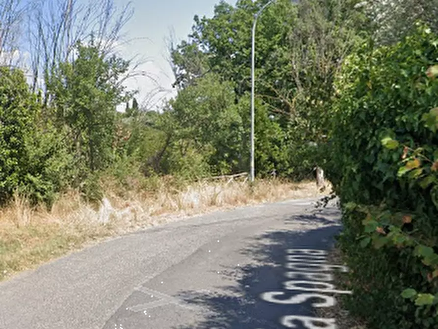 Immagine 6 di Garage in vendita  in Via Spagna  a Guidonia Montecelio