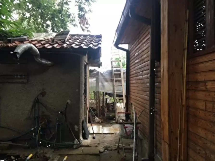 Immagine 3 di Villa in vendita  in Viale della Stazione a Zagarolo