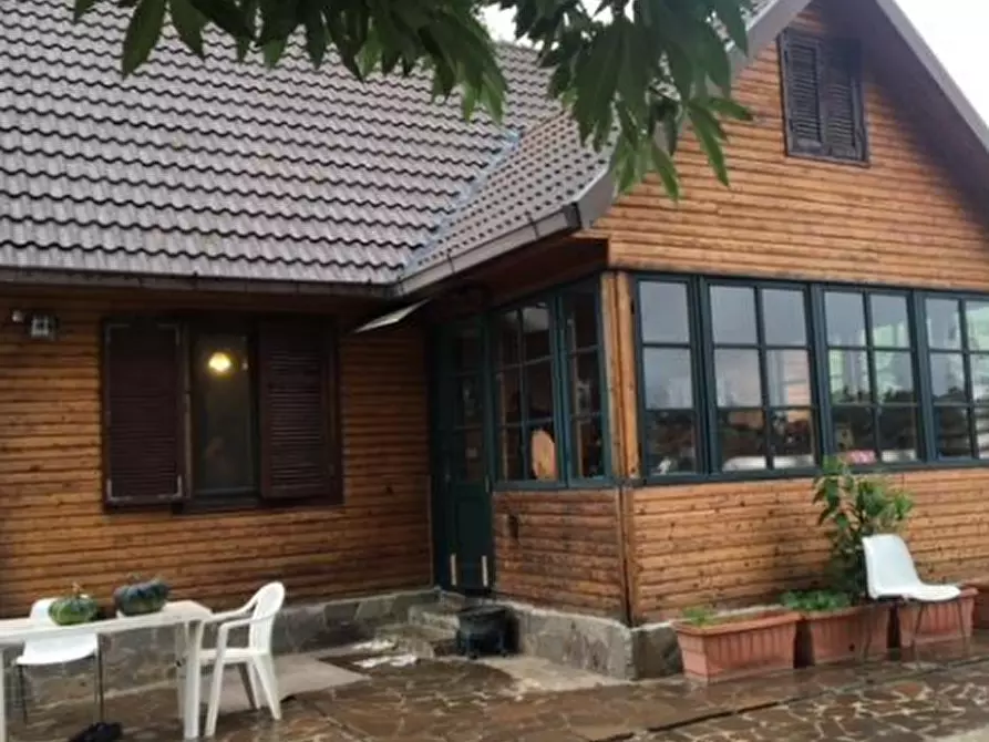 Immagine 5 di Villa in vendita  in Viale della Stazione a Zagarolo