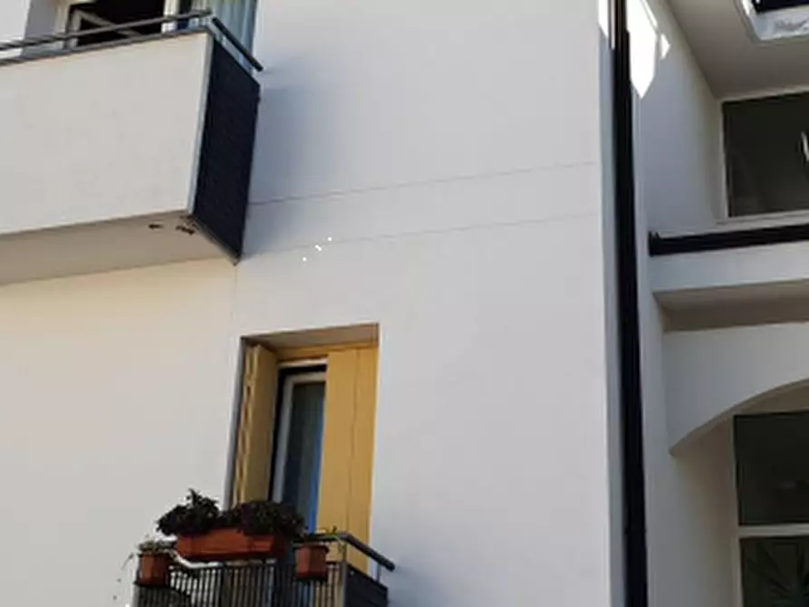 Immagine 5 di Appartamento in vendita  in Sez. Magrè viale Roma a Schio