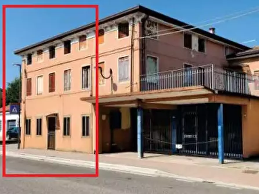 Immagine 8 di Porzione di casa in vendita  in Via Roma a Bolzano Vicentino