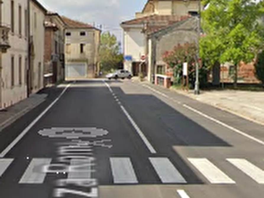 Immagine 10 di Porzione di casa in vendita  in Via Roma a Bolzano Vicentino