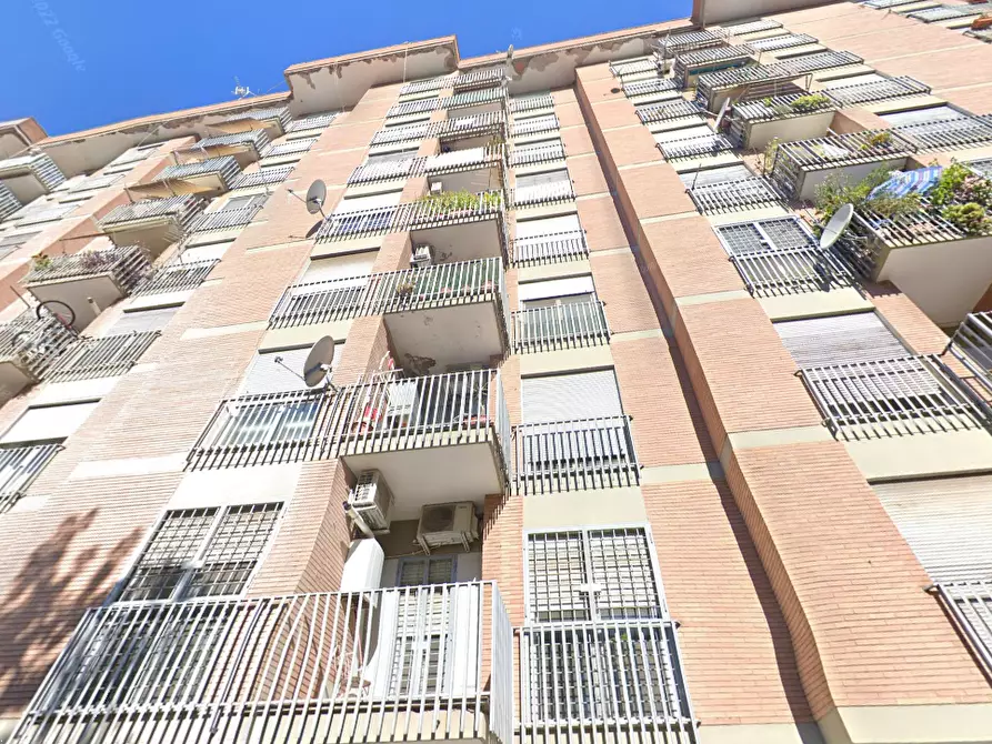Immagine 1 di Appartamento in vendita  in Via Greve a Roma