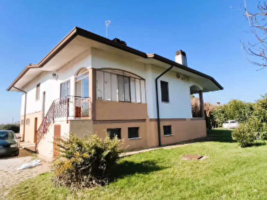 Immagine 16 di Villa in vendita  in Via San Floreano a Santa Maria La Longa