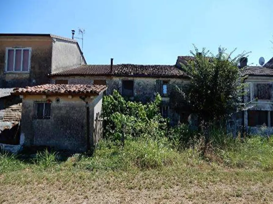Immagine 6 di Porzione di casa in vendita  in Via Randaccio a Roncoferraro