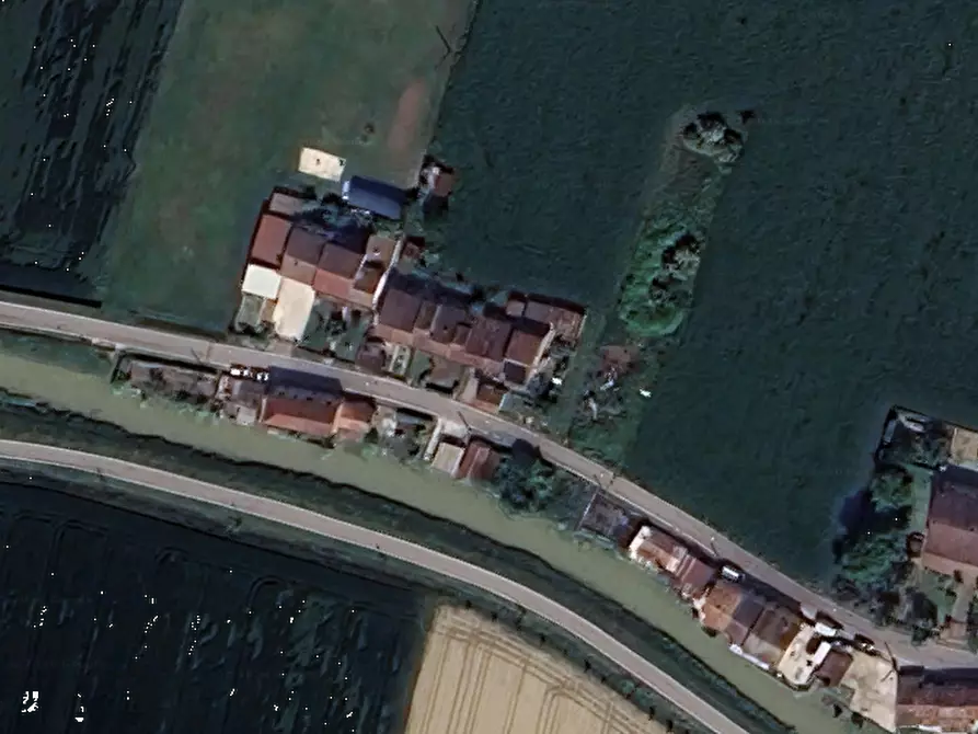 Immagine 18 di Porzione di casa in vendita  in Via Randaccio a Roncoferraro