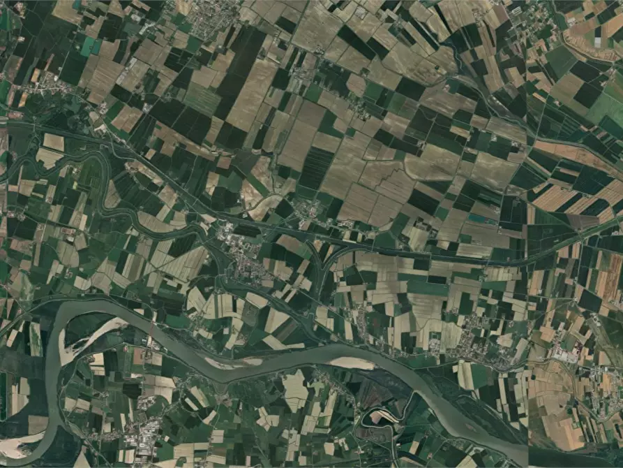 Immagine 13 di Terreno agricolo in vendita  in Via Randaccio a Roncoferraro