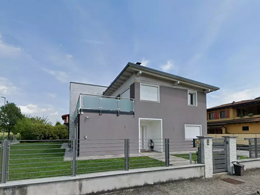 Immagine 10 di Villa in vendita  in Via Sesia a Volta Mantovana