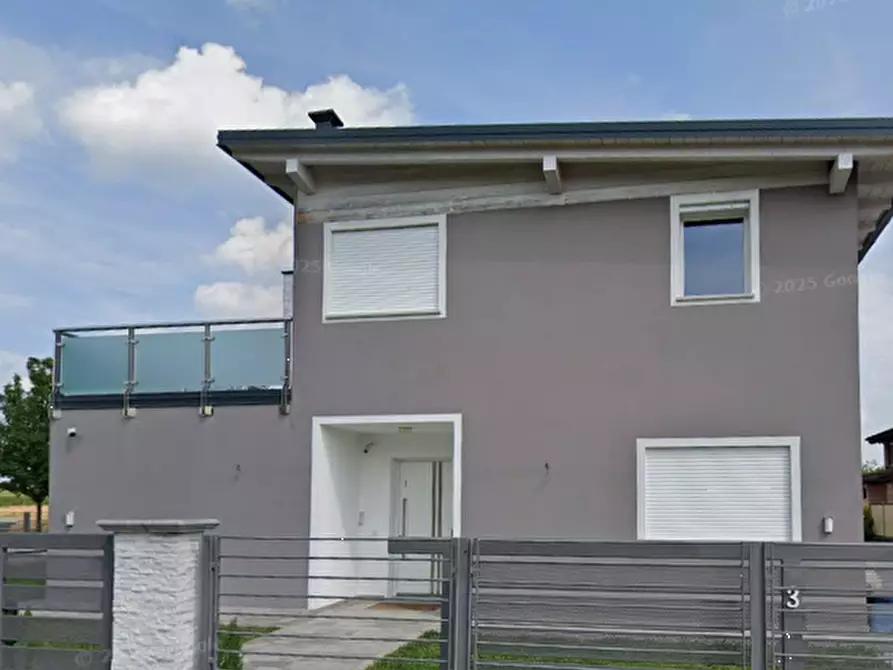 Immagine 12 di Villa in vendita  in Via Sesia a Volta Mantovana