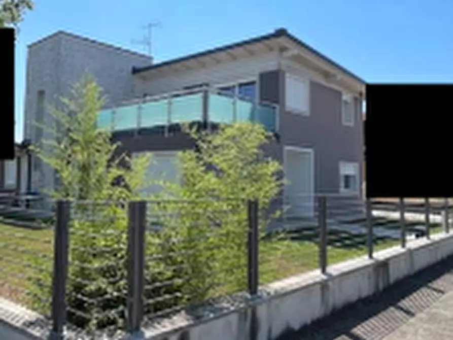 Immagine 13 di Villa in vendita  in Via Sesia a Volta Mantovana