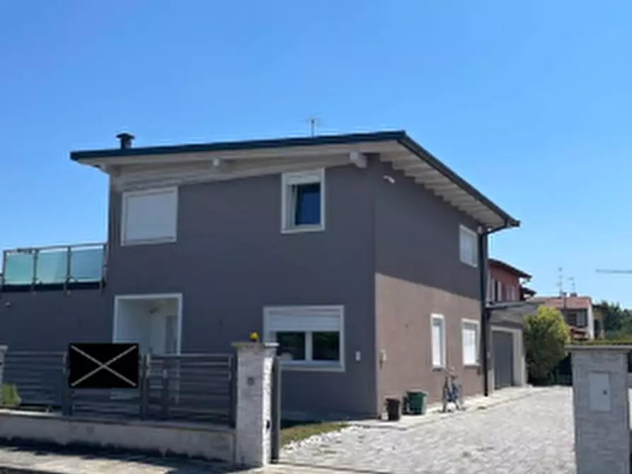 Immagine 14 di Villa in vendita  in Via Sesia a Volta Mantovana