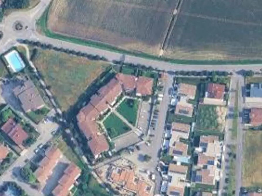 Immagine 22 di Villa in vendita  in Via Sesia a Volta Mantovana