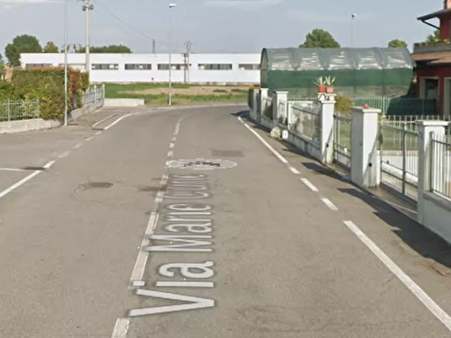 Immagine 7 di Posto auto in vendita  in Via Marie Curie a Casalmoro