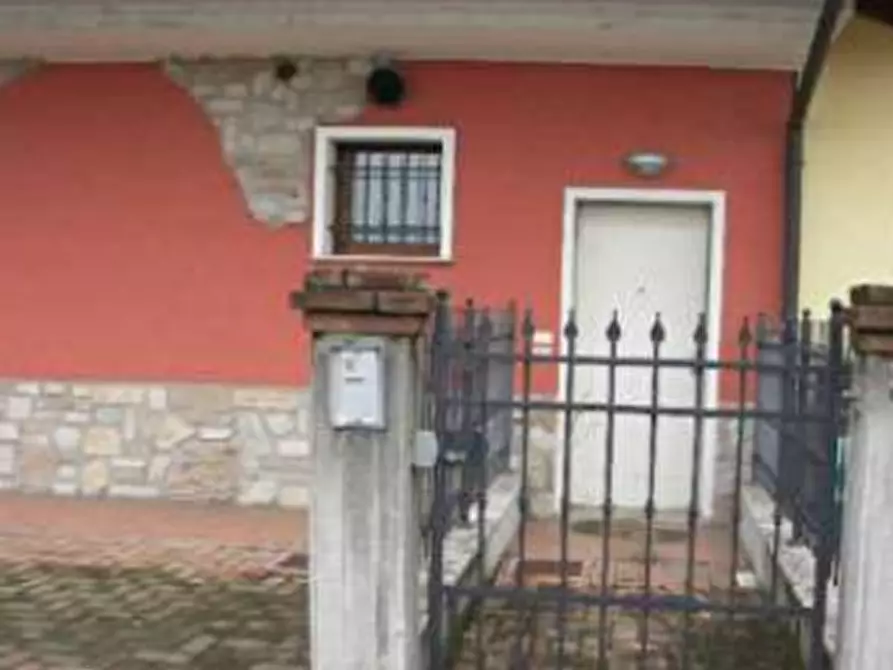 Immagine 6 di Appartamento in vendita  in Via Giuseppe Pacchioni a Marmirolo