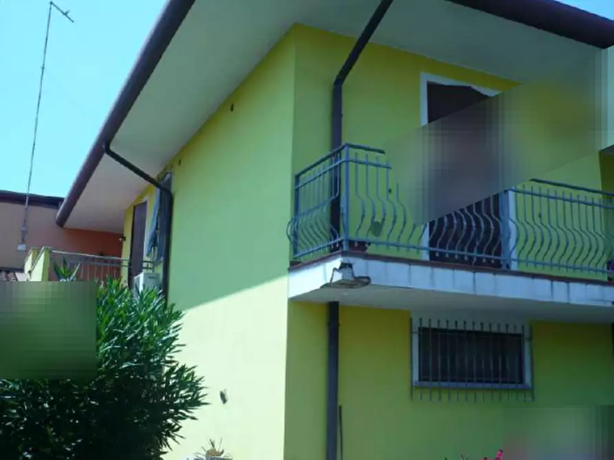 Immagine 3 di Appartamento in vendita  in Via del Lavoro a Taglio Di Po