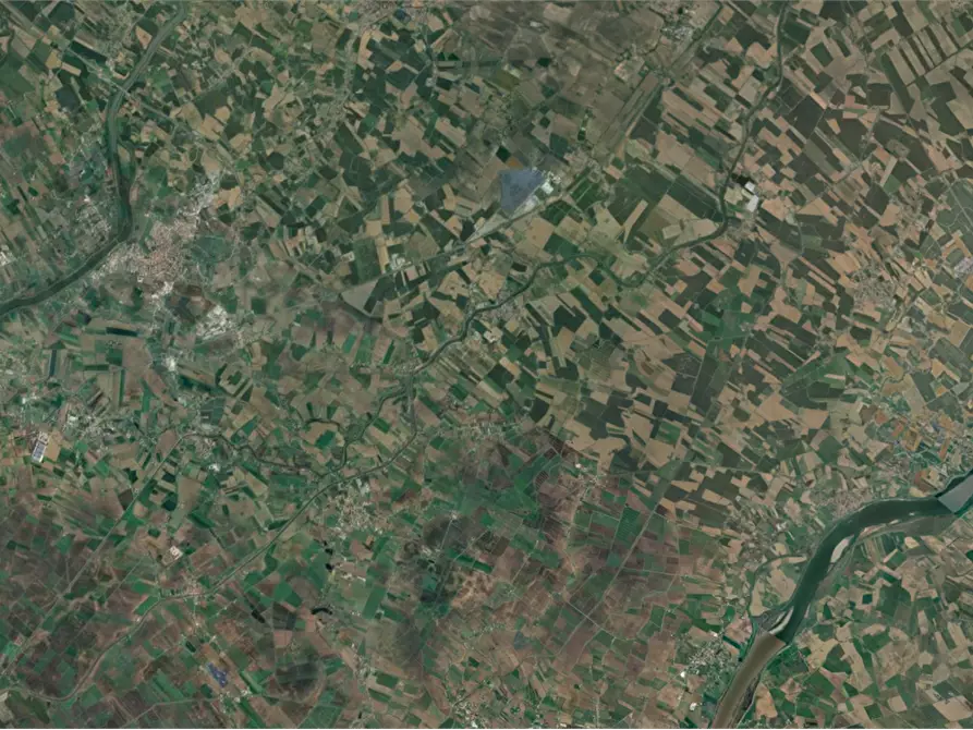 Immagine 10 di Magazzino in vendita  in Via Gorghi a Canda